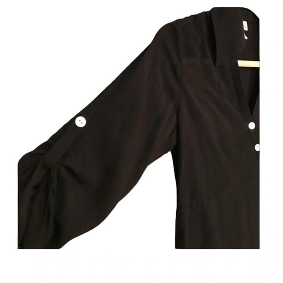 Soft Surroundings Diagonal Button Asymmetrical Top - Picture 3 of 7